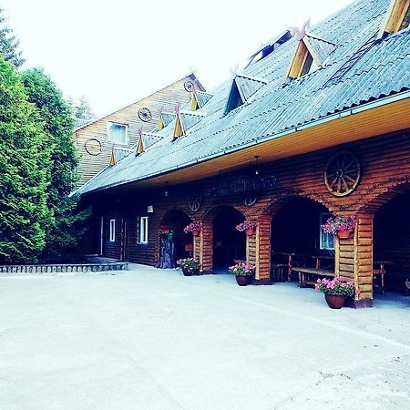 Hostal Kryzbarkas Deguciai  Exterior foto